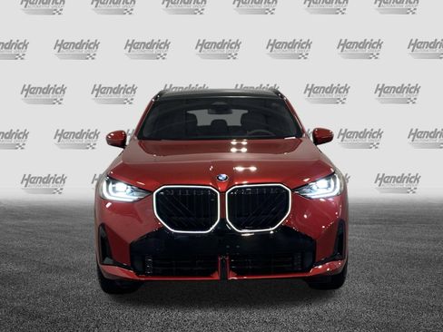 Certified 2025 BMW X3 xDrive30i w/ Premium Package AWD/4WD image 2