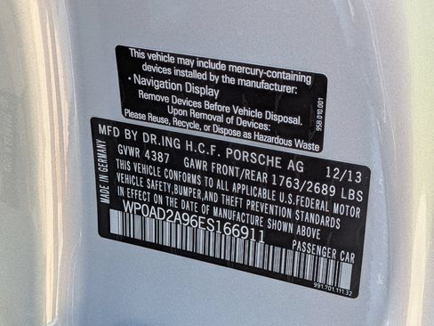 Used 2014 Porsche 911 Turbo S AWD/4WD image 32