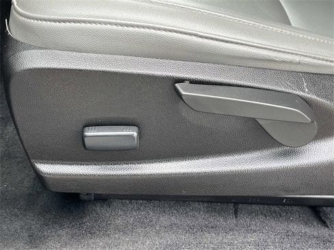 Used 2020 GMC Canyon 4x4 Extended Cab image 27