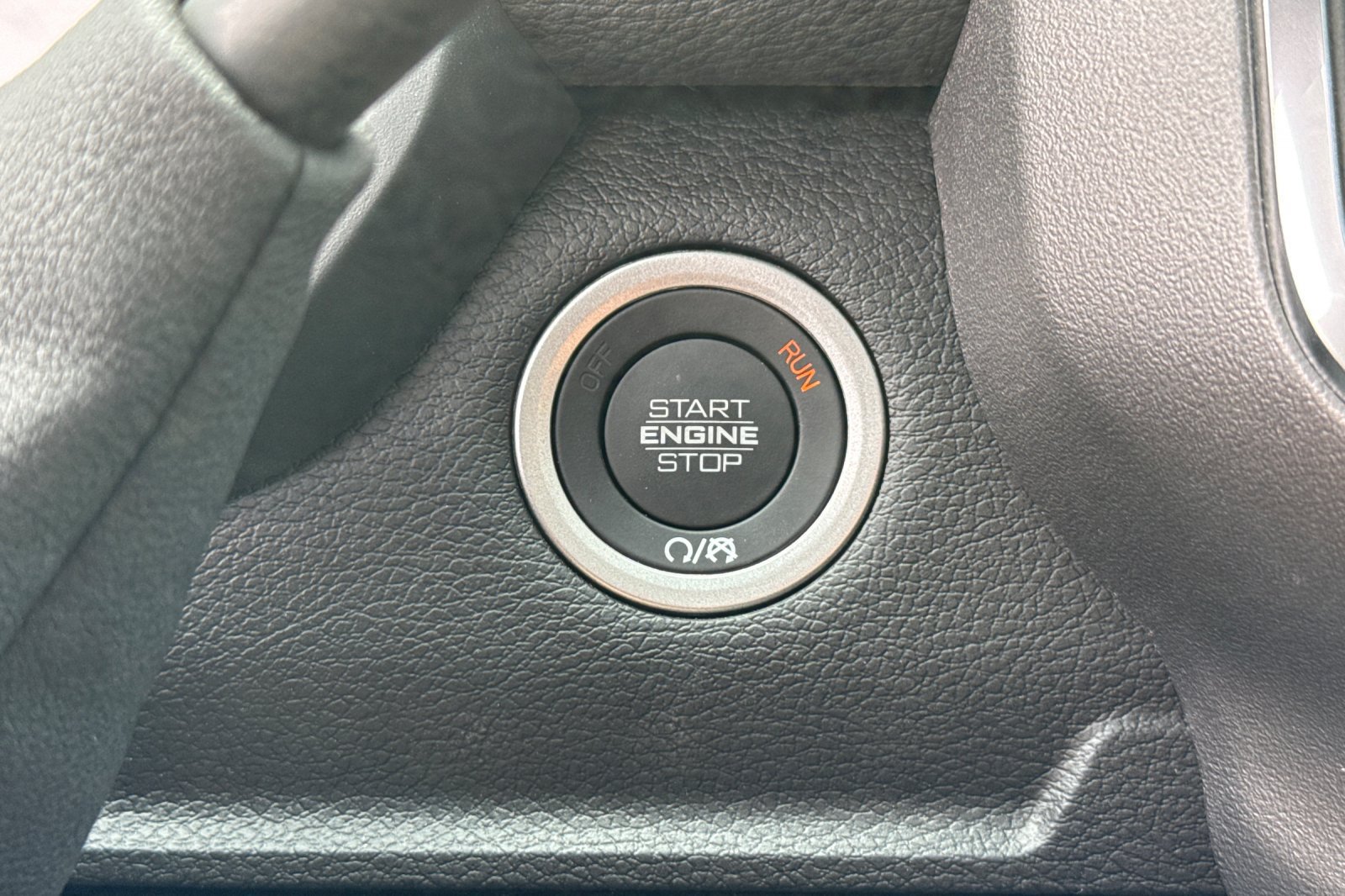 New 2026 RAM 3500 Laramie AWD/4WD image 26