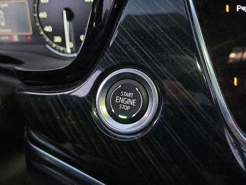 Certified 2024 Cadillac XT6 Premium Luxury image 23