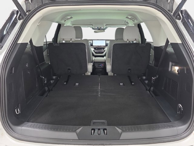 Used 2026 Ford Explorer Active w/ Active Comfort Package AWD/4WD image 32