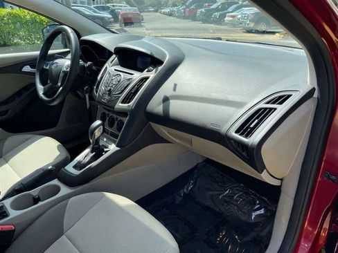 Used 2014 Ford Focus SE image 75