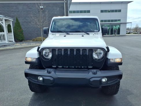 Used 2022 Jeep Gladiator Mojave AWD/4WD image 8