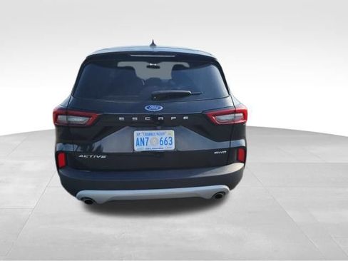 Used 2023 Ford Escape Active AWD/4WD image 4