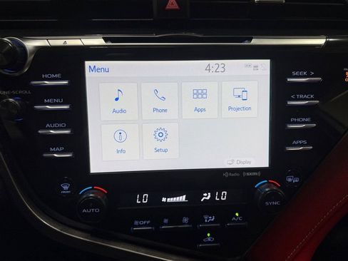 Used 2020 Toyota Camry XSE image 28