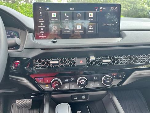 Used 2025 Honda Accord Touring image 10