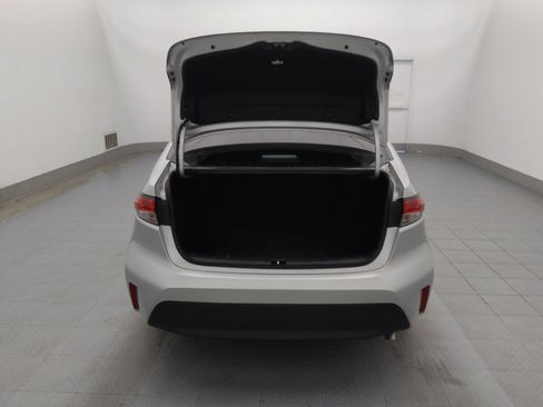 Used 2025 Toyota Corolla LE image 29