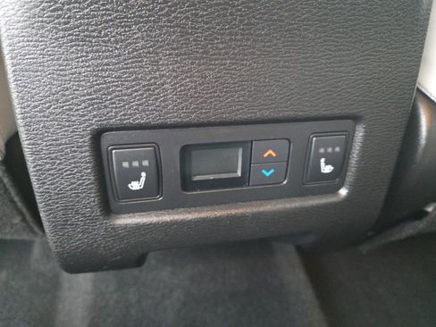 Used 2024 Mitsubishi Outlander SEL image 32