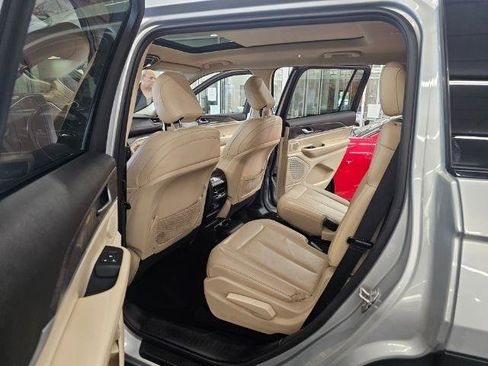 Used 2021 Jeep Grand Cherokee L Limited RWD image 9
