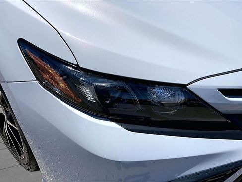 Used 2024 Toyota Camry SE FWD image 27