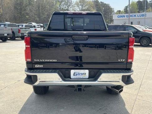 Used 2025 Chevrolet Silverado 2500 LTZ w/ LTZ Plus Package AWD/4WD image 6