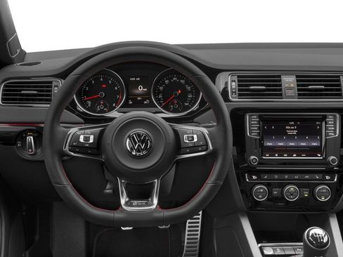 Used 2017 Volkswagen Jetta GLI FWD image 7