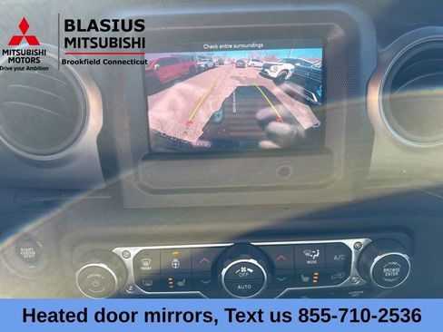 Used 2023 Jeep Wrangler Unlimited w/ Cold Weather Group AWD/4WD image 35