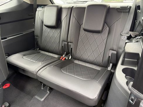 Used 2026 Volkswagen Atlas SEL Premium R-Line image 22