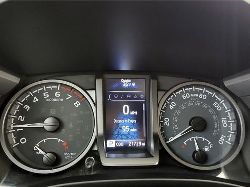 Used 2023 Toyota Tacoma TRD Off-Road image 24