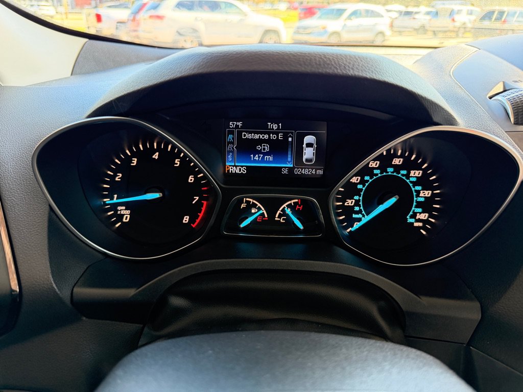 Used 2014 Ford Escape Titanium w/ Equipment Group 401A AWD/4WD image 22