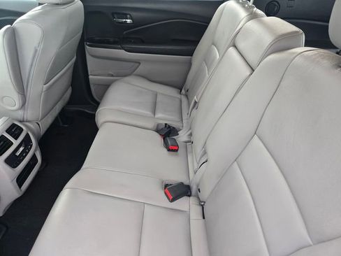 Used 2017 Honda Pilot EX-L image 9