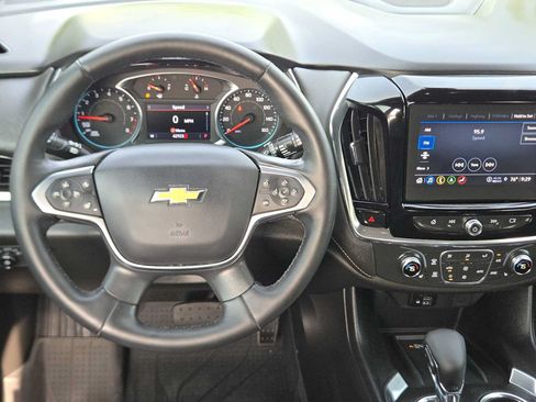 Certified 2023 Chevrolet Traverse LT w/ LT Premium Package FWD image 27