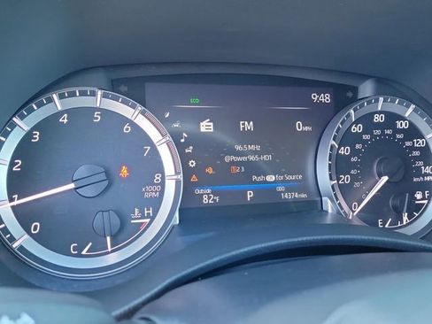 Used 2023 Toyota Highlander LE image 29