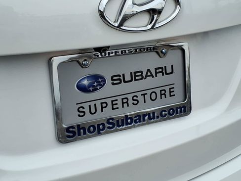 Used 2018 Hyundai Santa Fe Sport image 15