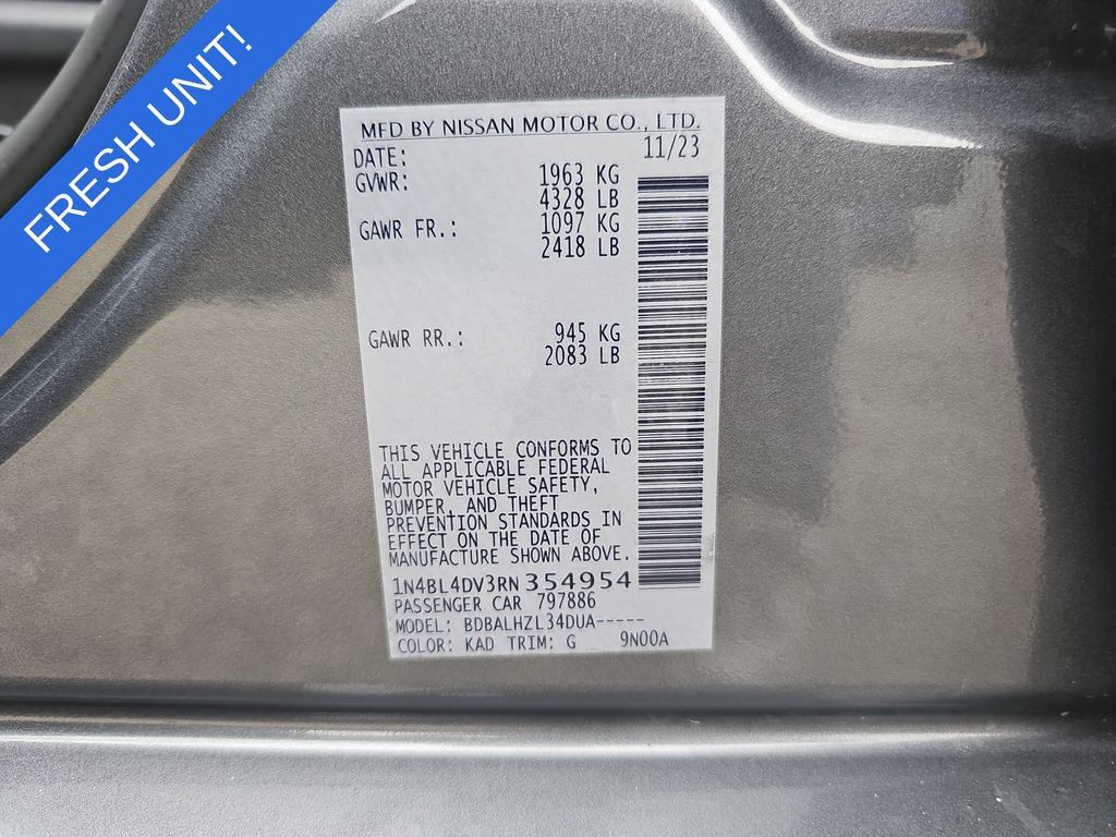 Used 2024 Nissan Altima 2.5 SV FWD image 34