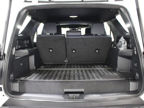 Used 2025 Toyota 4Runner Platinum AWD/4WD image 22