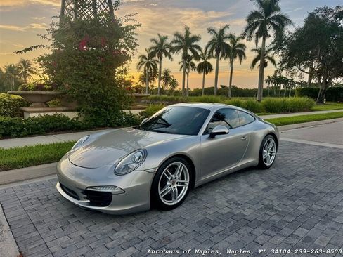 Used 2013 Porsche 911 Carrera RWD image 3