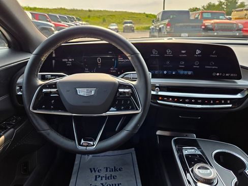 Used 2025 Cadillac Lyriq Sport RWD image 17
