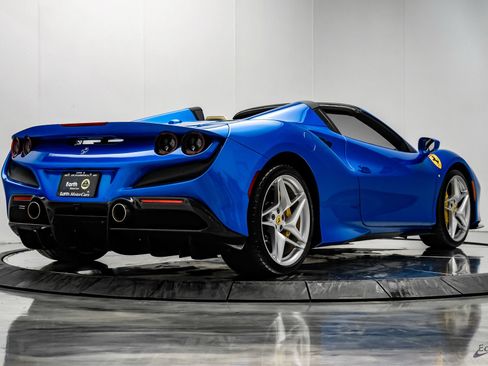 Used 2023 Ferrari F8 Tributo RWD image 22