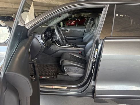 Used 2020 Audi SQ8 Prestige w/ Prestige Package image 2