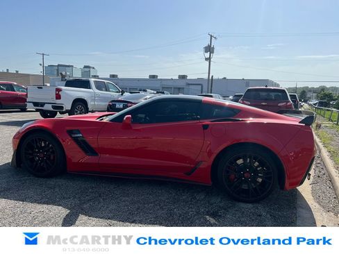 Used 2018 Chevrolet Corvette Z06 RWD image 5