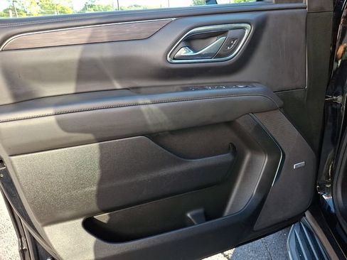 Used 2024 Chevrolet Tahoe LT AWD/4WD image 14