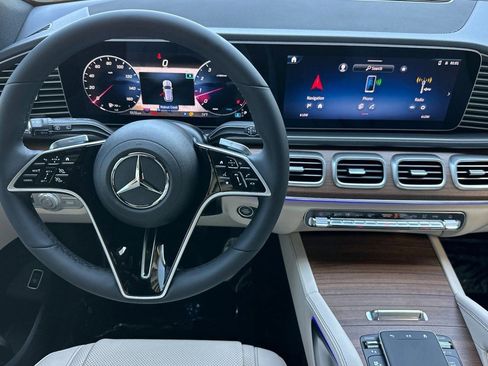 New 2026 Mercedes-Benz GLE 580 4MATIC image 15
