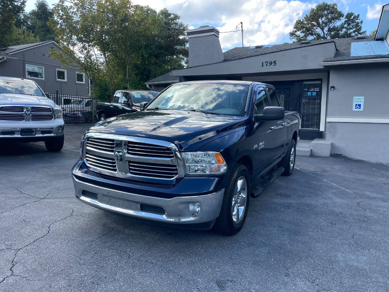 Used 2014 RAM 1500 Outdoorsman AWD/4WD image 2