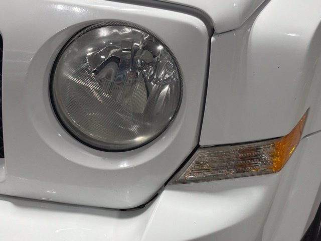 Used 2011 Jeep Patriot Latitude AWD/4WD image 11
