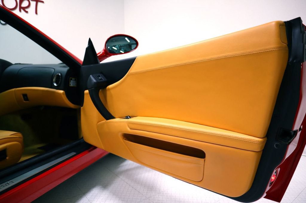 Used 1999 Ferrari 550 Maranello Coupe RWD image 38