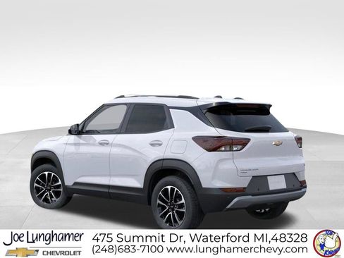New 2026 Chevrolet TrailBlazer LT w/ Convenience Package AWD/4WD image 3