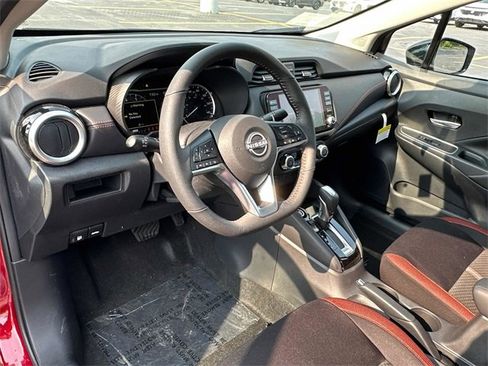 New 2025 Nissan Versa SR w/ Trunk Package image 12