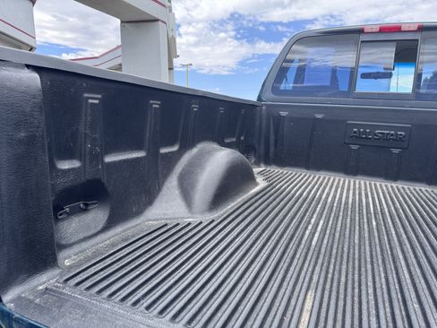Used 1997 Ford F150 4x4 Regular Cab image 33