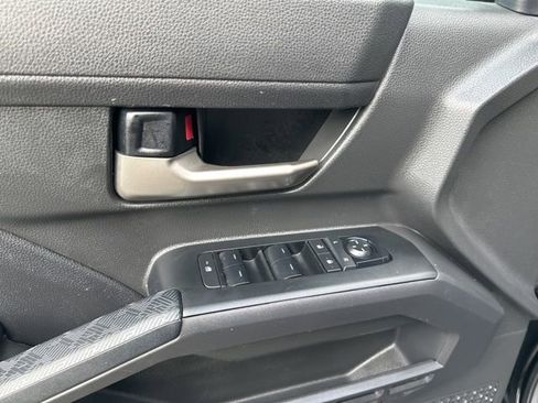 Used 2024 Toyota Tacoma TRD Sport image 15