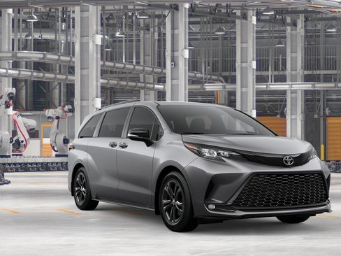 New 2026 Toyota Sienna XSE AWD/4WD image 15