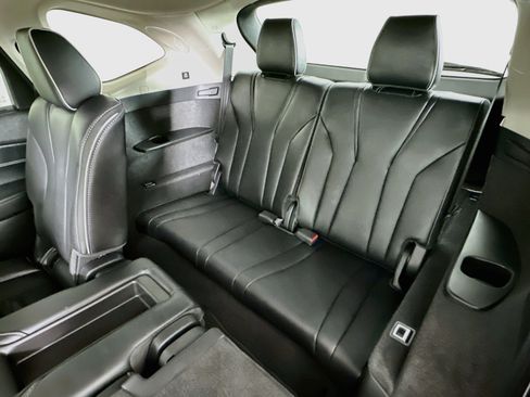 Used 2023 Acura MDX SH-AWD w/ Advance Package image 30