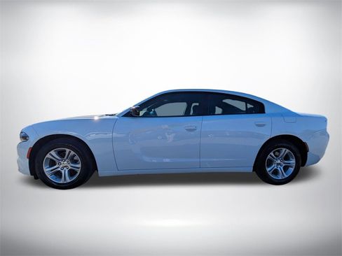 Used 2023 Dodge Charger SXT image 6