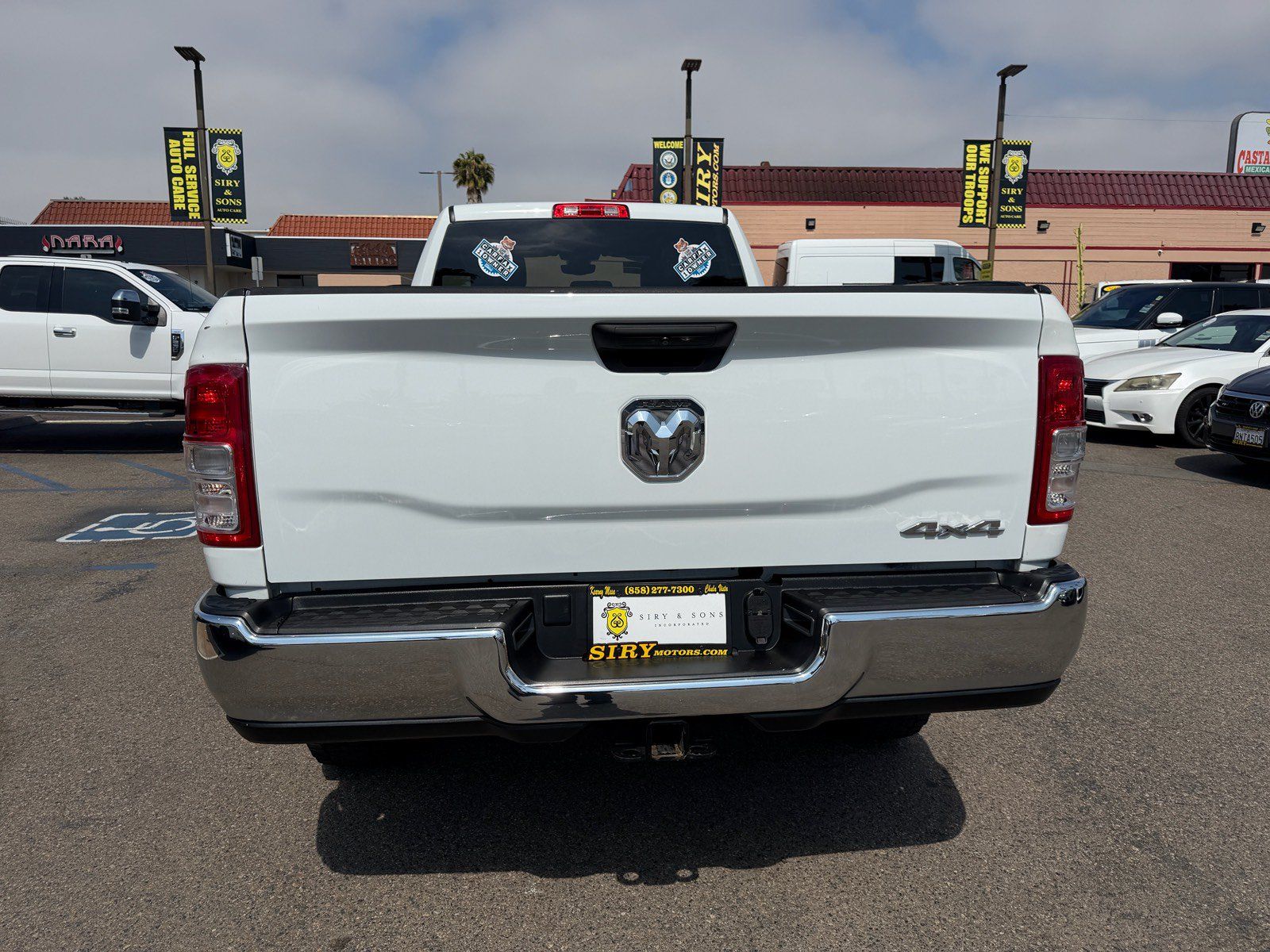 Used 2024 RAM 3500 Big Horn AWD/4WD image 4