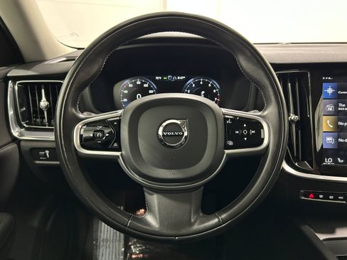 Used 2020 Volvo V60 T5 Cross Country w/ Protection Package Premier AWD/4WD image 12