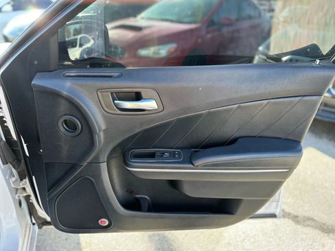 Used 2015 Dodge Charger SXT w/ Premium Group image 20