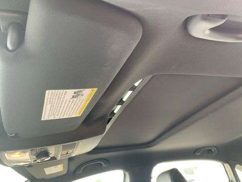 Used 2021 Volkswagen Passat 2.0T R-Line image 27