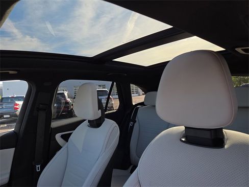 New 2026 Mercedes-Benz GLC 300 4MATIC image 26