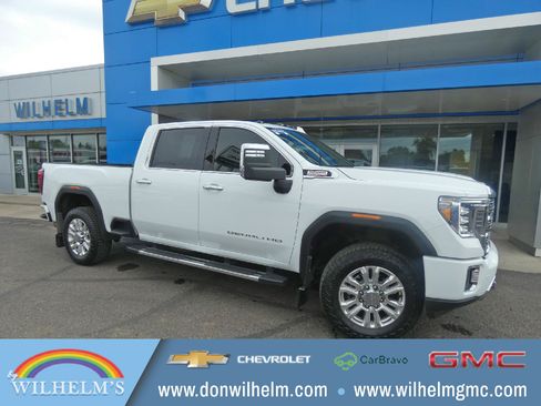 Used 2022 GMC Sierra 2500 Denali AWD/4WD image 1